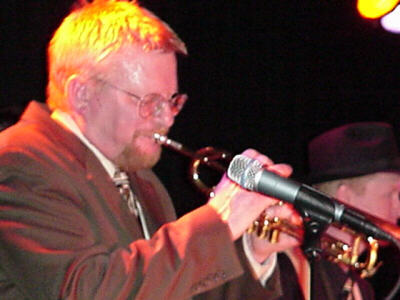kevin_trumpet1.JPG