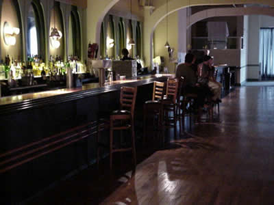 bar.jpg 17.0K