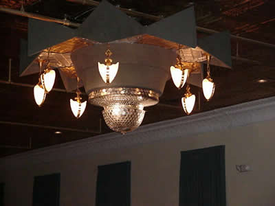 chandelier.jpg 12.7K